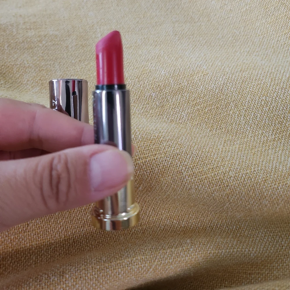 Urban decay lipstick 714